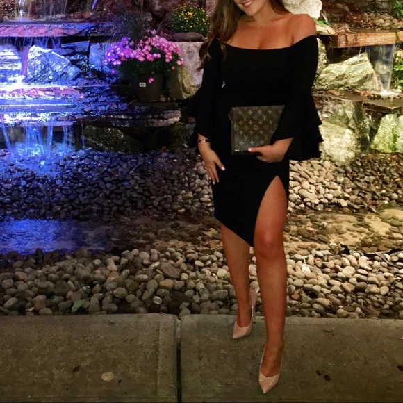 Dresses & Skirts - LBD Off the Shoulder